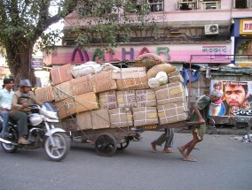 中国为何选择发展电车