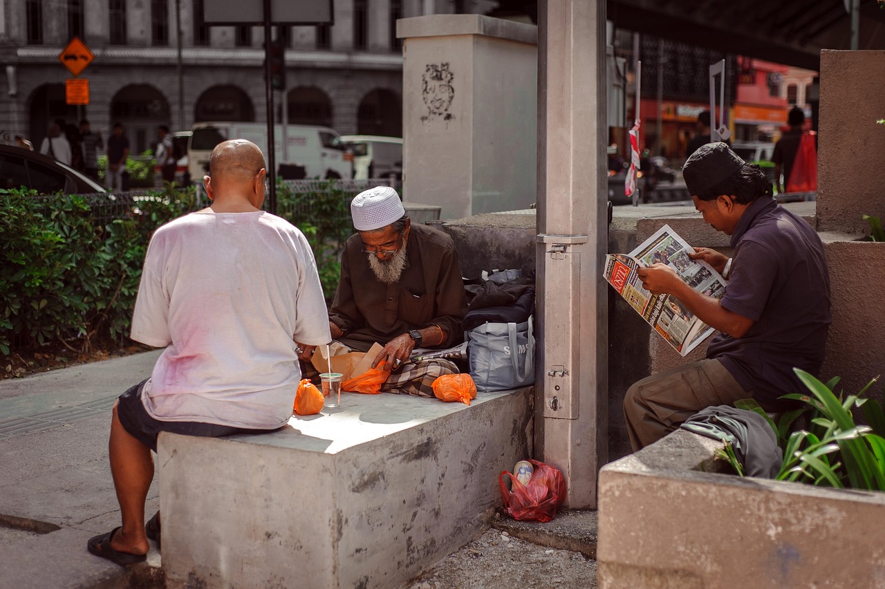 曝光华莱士武汉江盛路店，食品安全红线怎可践踏？